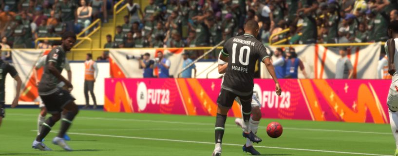 FIFA 23: Scorer alene med keeper