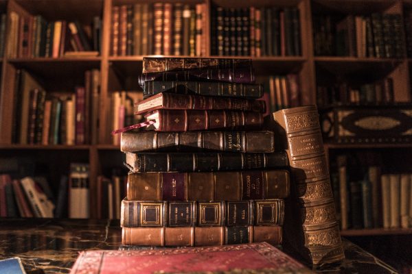 stack-old-books